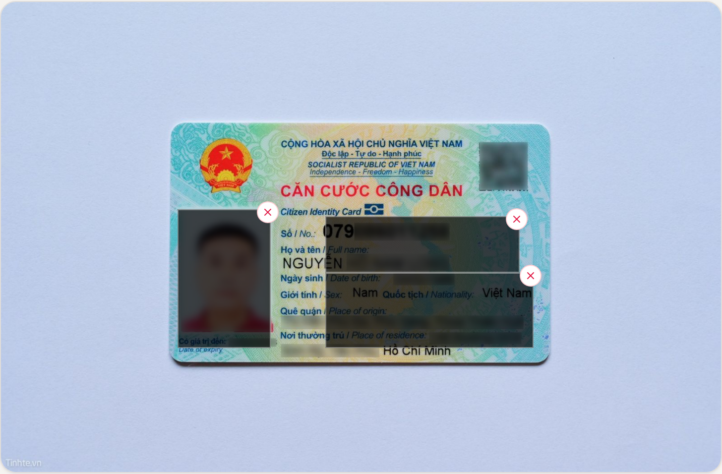 Kéo các hộp đen phủ lên ảnh chân dung, số CCCD, họ tên và các ô thông tin cần che