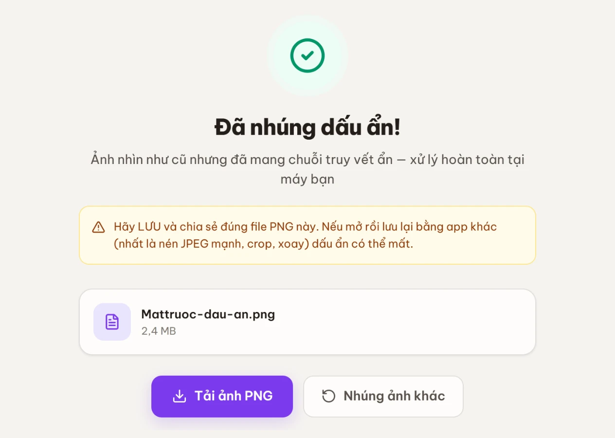 Màn kết quả Đã nhúng dấu ẩn với nút tải ảnh PNG